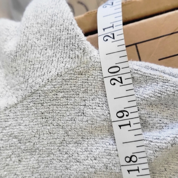 Royce Brand Relax Sweater Size Large - Picture 5 of 6